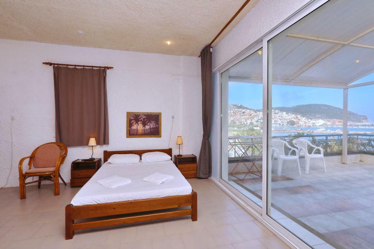 Mamma Mia Hotel สโกเปลอสทาวน์ ภายนอก รูปภาพ